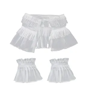 Weißes Spitzen Lolita Halsband und Handstulpen Set für Kostümpartys und Verkleiden.