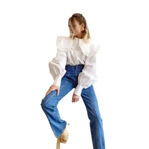 Stylish white doll collar long-sleeve cotton blouse for women
