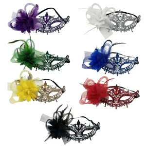 Venezianische Spitzenmaske für Damen, Feder Strass Augenmaske für Karneval Party Kostüm.