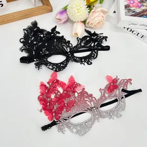Maschera da farfalla in pizzo nero e rosa con strass per festa in maschera di Halloween.