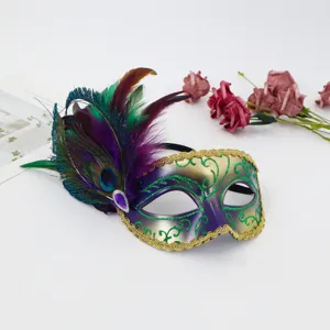 Maschera di Carnevale Masquerade Festa Piume Paillettes Mezza Faccia Regina Spettacolo