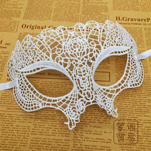 Weiße Spitzen-Maskerade-Maske, sexy Augenmaske für Halloween, Weihnachtsfeier und Auftritt.