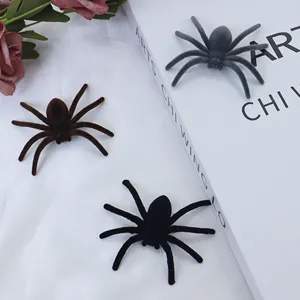Flocked plush simulation spider toys set for Halloween party decor haunted house props