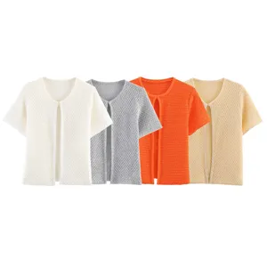 Damen Strickjacke Detail zeigt vier Farben von kurzen Ärmeln hohlen Mesh Oberteilen.
