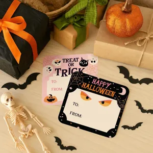 Set d'autocollants de nom Halloween avec citrouille fantôme cartes de décoration de fête.