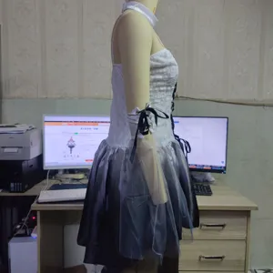 Beau déguisement cosplay Halloween ange sombre robe sorcière vampire vue détaillée