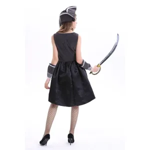 Costume de pirate pour femme pour fête d'Halloween, robe noire et chapeau, tenue cosplay.