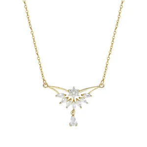 Collar de cadena de titanio con alas de ángel de diamantes estilo francés para mujer elegante.