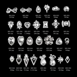 Japanische Legierung klare Strass Nagelkunst Charms verschiedene Formen DIY Maniküre