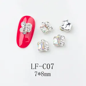 Bear shaped nail art rhinestones alloy crystal diamond manicure charms 7x8mm detail