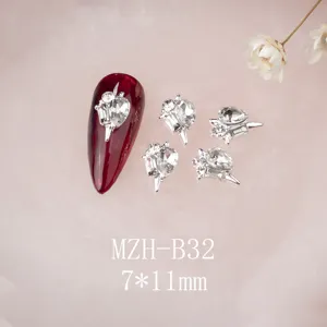 K9 Kristall Herz Nagel Charms Legierung Strass 7x11mm Maniküre 3D Nail Art Schmuck Teile