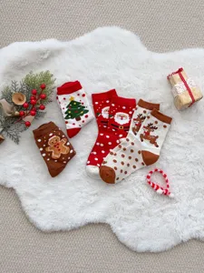 Kerstkatoenen middelhoge sokken voor dames, schattige wintercadeausokken met rendier en boom.