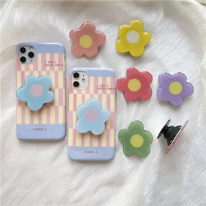 Korean ins style checkered phone case with colorful epoxy resin flower phone grips.