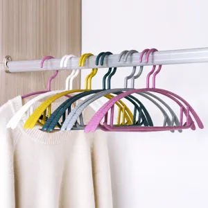 Plastic Clothes Hangers Seamless Wide Shoulder Non Slip Drying Hangers For Closet Organization And Home Storage