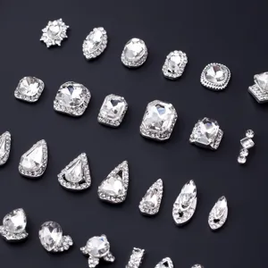 Japanisch Legierung Klar Strass Nagelkunst-Anhänger Funkelnd Geometrisch Glas Nageldekorationen Für DIY Maniküre Damen Accessoires