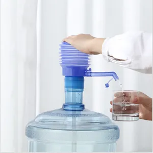 Handgedrueckte Flaschenwasserpumpe manueller Wasserspender fuer Standard-Gallonenflaschen