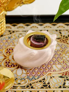 Bruciatore di incenso in ceramica rosa a forma di mano di loto diffusore d'aroma decoro.