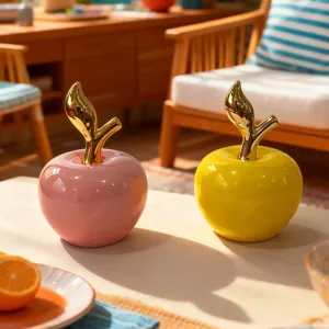 Set decorazione mela in ceramica con stelo dorato, artigianato scandinavo moderno per casa.