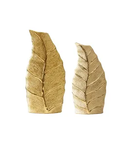 Ensemble de vases en céramique feuille d'or exquise, décor de maison élégant, ornements raffinés.