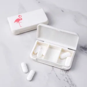 Tragbare Mini-Pillendose mit Flamingomuster, 3-Fächer Kunststoff Reise Medikamentenbox.