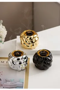 Moderne nordische Keramik Twist Weihrauchbrenner Set, elegante Desktop Aromatherapie-Dekor.
