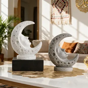 Medieval Vintage Moon Face Resin Ornament Italian Celestial Tarot Sculpture Home Decor Aesthetic Desktop Figurine Art Craft