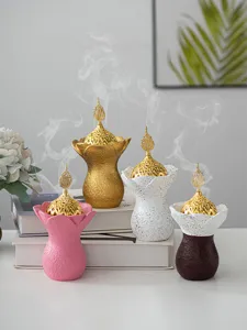 Ensemble de brûleur d'encens en résine arabe moderne, brûleur de santal créatif pour décoration.