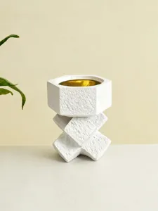 Creative white resin incense burner with golden inner bowl abstract cross knot design for home decor