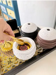 Moderner kreativer kugelförmiger Weihrauchbrenner arabischer Stil Tisch Aromatherapie Halter