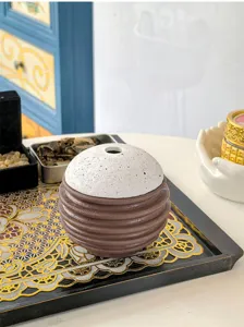 Moderne kreative wabenfoermige kugelfoermige keramik raeuchergefass fuer wohnzimmer dekoration fest