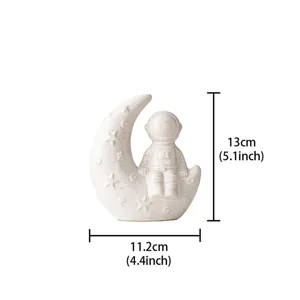 Astronaut moon ceramic ornament, white desktop decoration figurine, 13cm creative gift.
