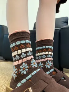 Retro wool socks for women winter cute floral mid tube Japanese style cozy warm socks