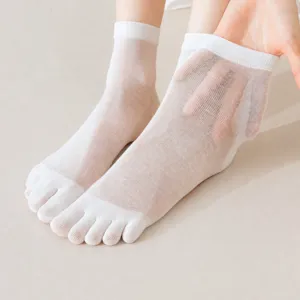 Women summer thin mesh breathable silk five toe socks, comfortable split toe ankle socks.