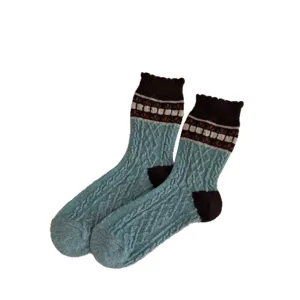 Retro wool knit mid-tube socks with floral pattern, warm winter stacked socks for women.