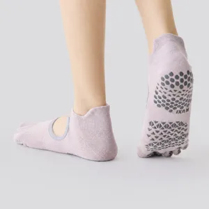 Women's Five Toe Yoga Socks Non Slip Pilates Fitness Athletic Split Toe Short Socks Cotton Blend Sport Sock