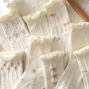 White ruffle socks women bow mid-tube socks spring summer breathable college style detail view