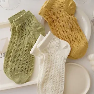 Women Summer Thin Ice Silk Mesh Short Socks Sweet Ruffle Lace Breathable Deodorant Casual Socks