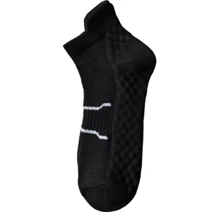 Herren sportliche Frotteeboden niedrig geschnittene Sportsocken in klassischem Schwarz.
