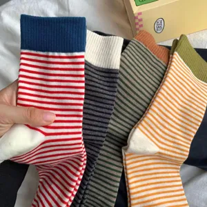 Women Casual Cotton Mid Tube Socks Color Block Ribbed Stripe Retro Fashion Autumn Winter Daily Comfortable Footwear