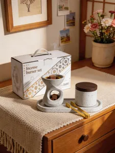 Conjunto de quemador de incienso hueco de resina creativo moderno con bandeja decoración