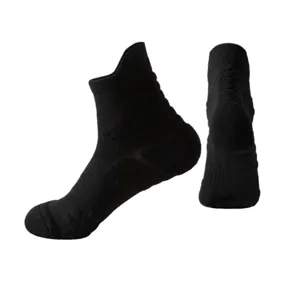 Unisex mid-tube athletic running socks in solid black, ideal for marathon and fitness training.