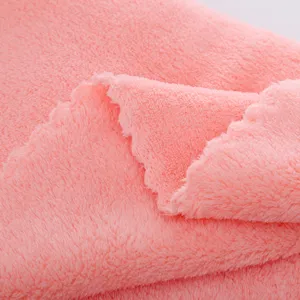 Serviette de bain en polaire corail epaissie, ultra douce et moelleuse pour maison.