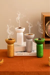 Set bruciatore di incenso da tavolo in glitter di resina, diffusore di aroma in stile mediorientale.