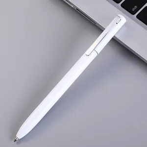 Minimalistische witte metalen balpen detailweergave, stijlvol kantoorcadeau pen.