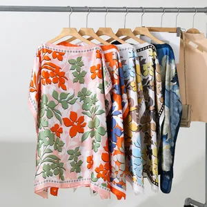 Dames Zomer Casual Losse Imitatie Zijde Zonnebescherming Sjaal Cape Bootjeshals Bedrukt Korte Tops Mode Strandkleding