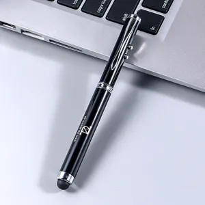 Penna a sfera in metallo multifunzionale 4 in 1 con puntatore laser, pennino e finitura nera.