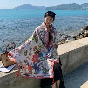 Sciarpa da spiaggia con stampa floreale, scialle protezione solare estiva, elegante foulard donna.