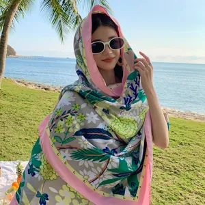 Sciarpa da spiaggia con stampa floreale leggera protezione solare estiva elegante scialle da donna