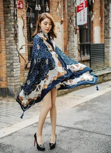 Vintage blue white chain print tassel silk scarf women luxury style elegant shawl wrap