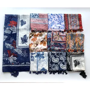 Ensemble écharpe châle à imprimé lin style ethnique, accessoires de mode polyvalents.